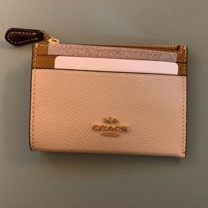 New with tags coach ID case in colorblock!
